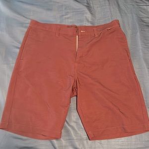Travis Mathew short Mens 36